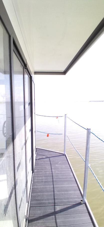 Houseboat Arka 1 - Domki Na Wodzie, Rower Wodny, Wifi, Parking ميلنو المظهر الخارجي الصورة