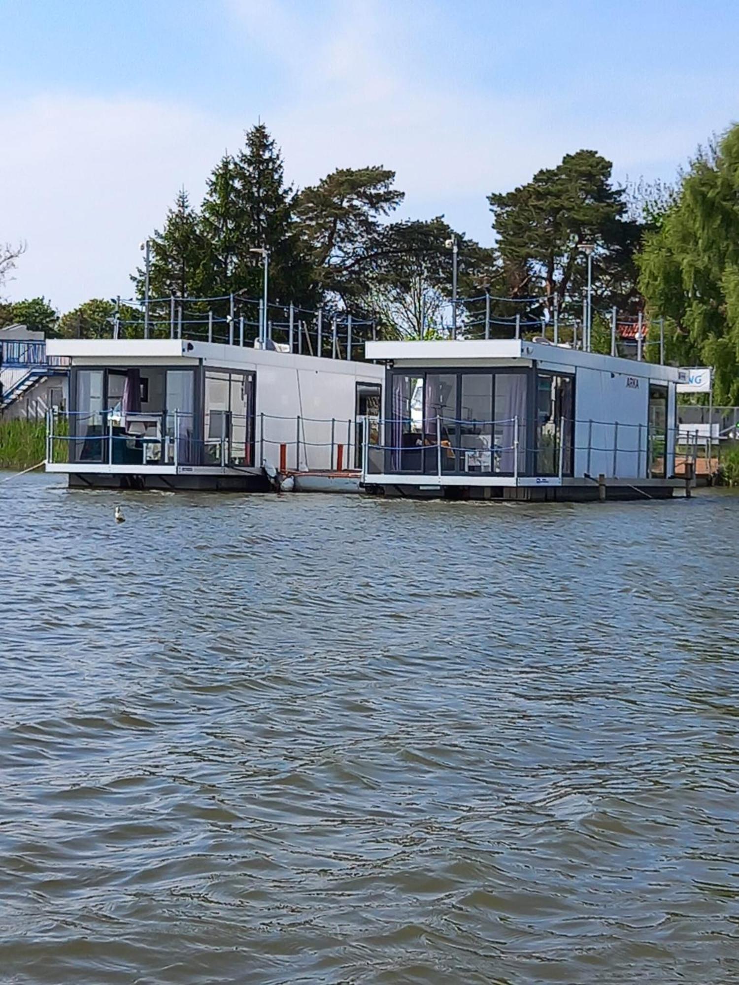 Houseboat Arka 1 - Domki Na Wodzie, Rower Wodny, Wifi, Parking ميلنو المظهر الخارجي الصورة